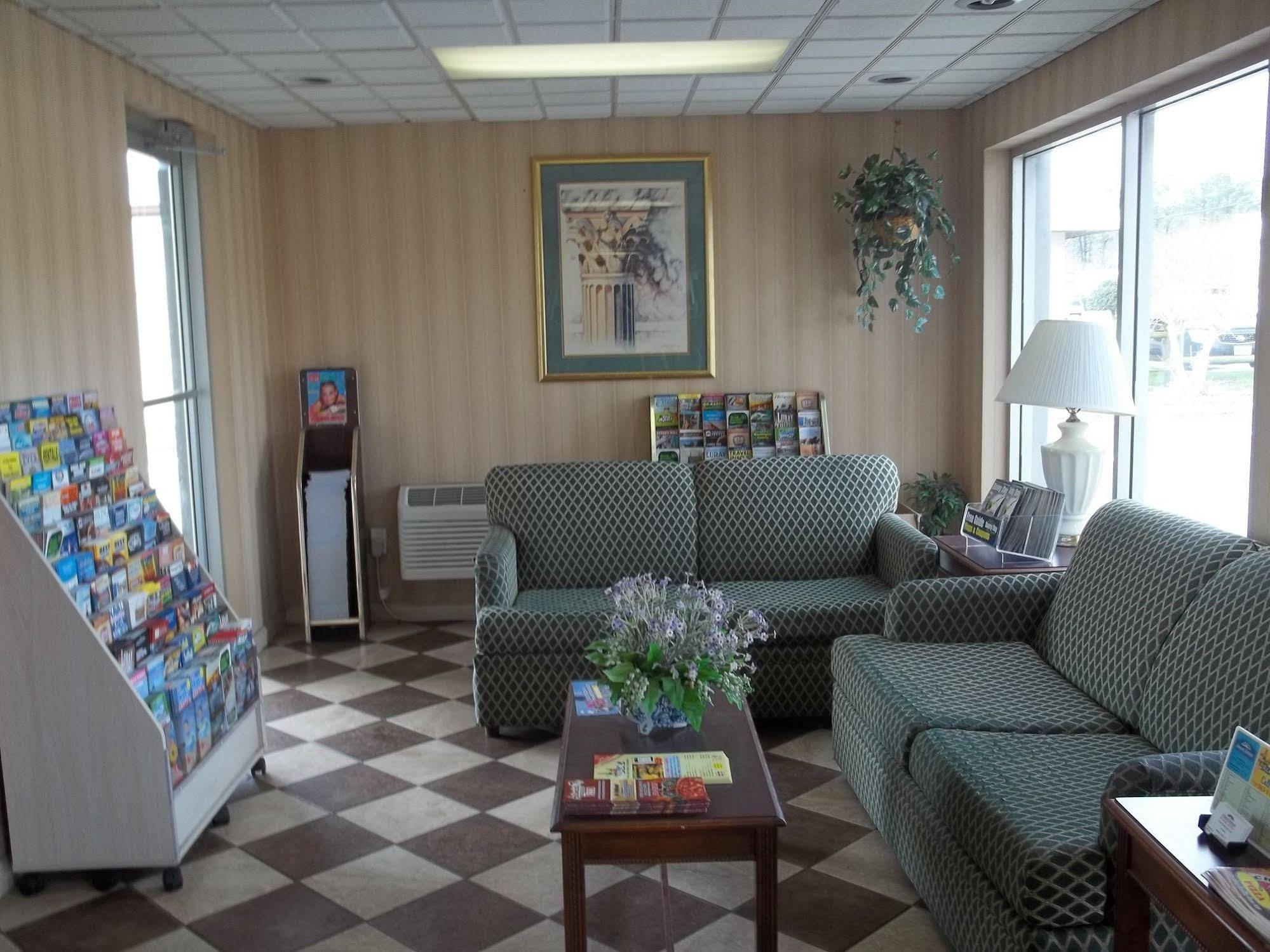 Howard Johnson By Wyndham Virginia Beach Exteriör bild