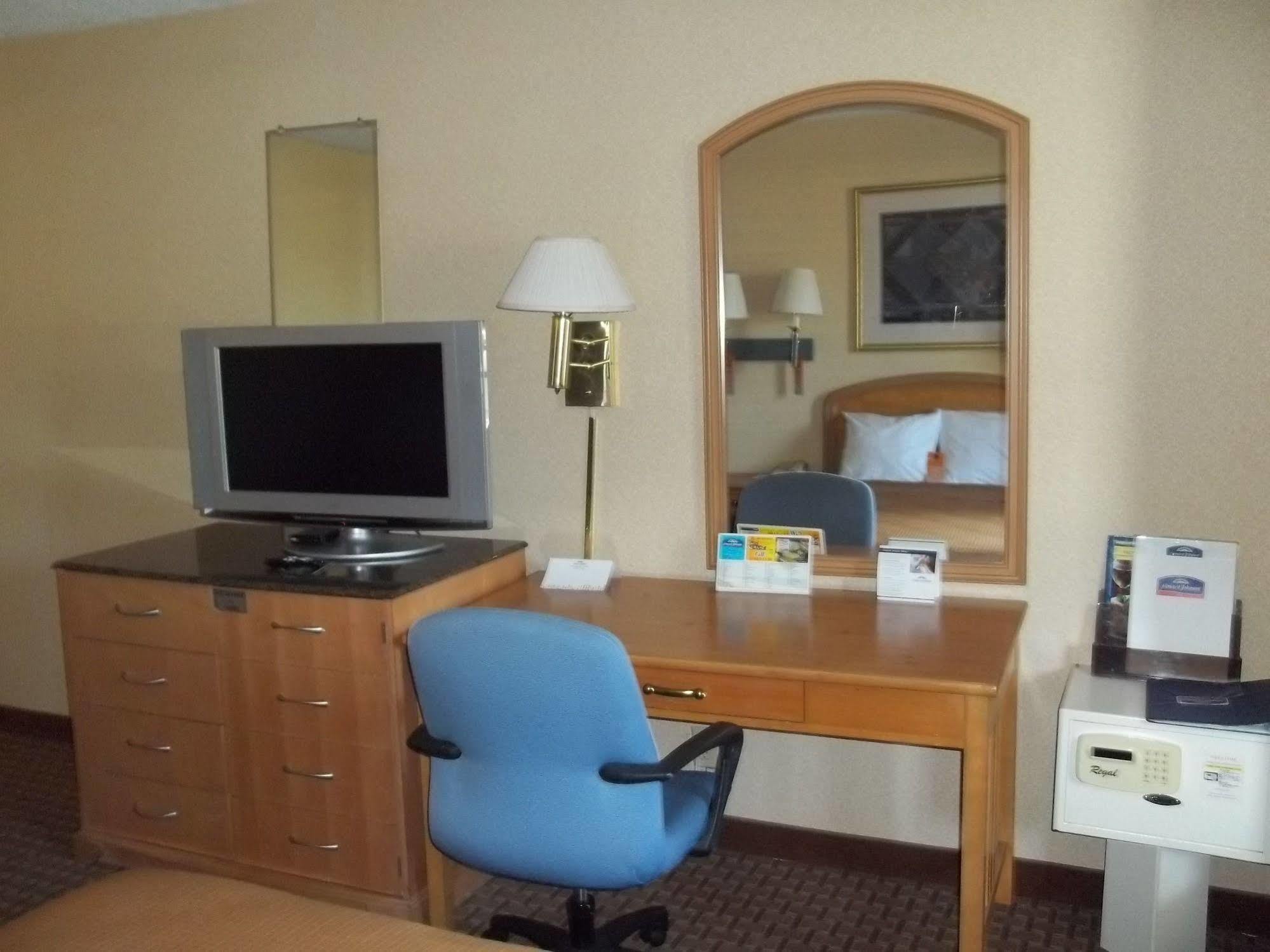 Howard Johnson By Wyndham Virginia Beach Exteriör bild
